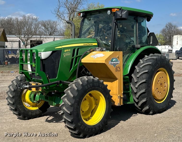 2015 John Deere 6115D MFWD tractor - ND9083