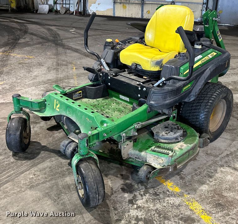 2014 John Deere  Z930M ZTR lawn mower - NT9017