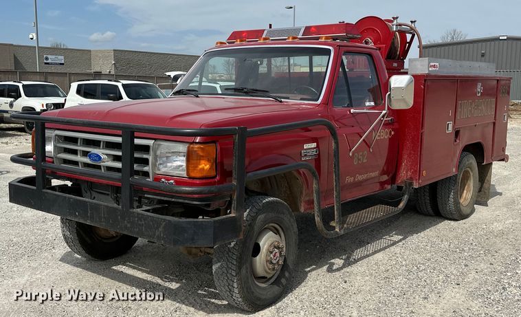 1989 Ford F350 brush fire truck - OM9264