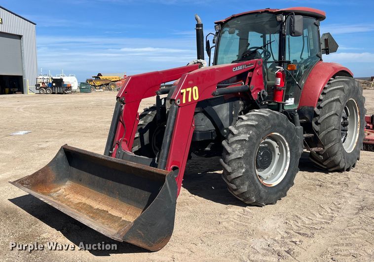 2014 Case IH Farmall 115U MFWD tractor - DH8619
