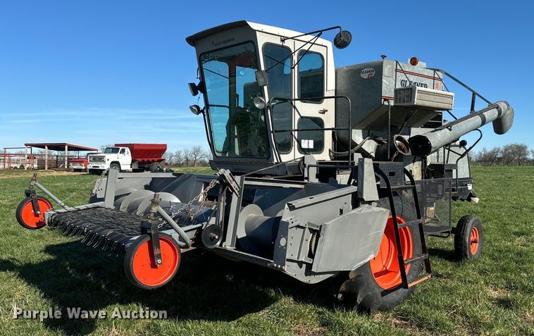 Gleaner G combine - DQ6752