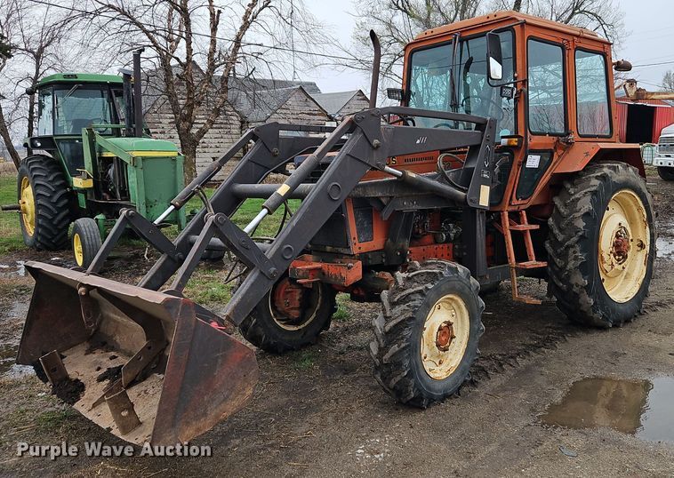 1990 Belarus 822 MFWD tractor - DR8541
