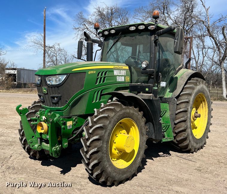 2017 John Deere 6155R MFWD tractor - DS2885
