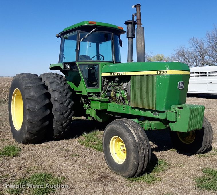 1975 John Deere 4630 tractor - DV9922