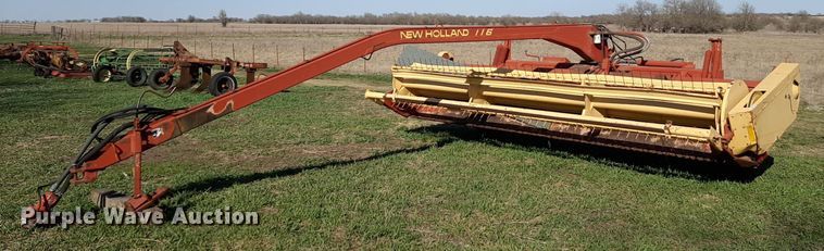 New Holland  116 swather / windrower - DV9936