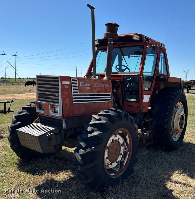 Hesston  1180DT MFWD tractor - EJ0333