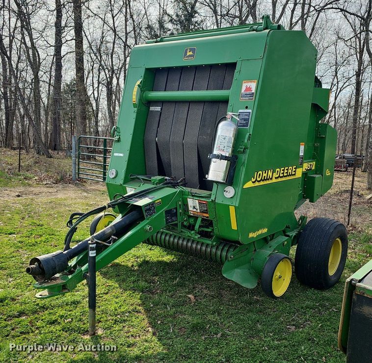 2001 John Deere 457 Mega Wide round baler - EJ6173