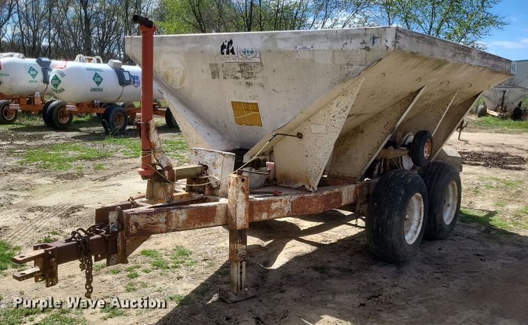Willmar  spreader - EJ7838