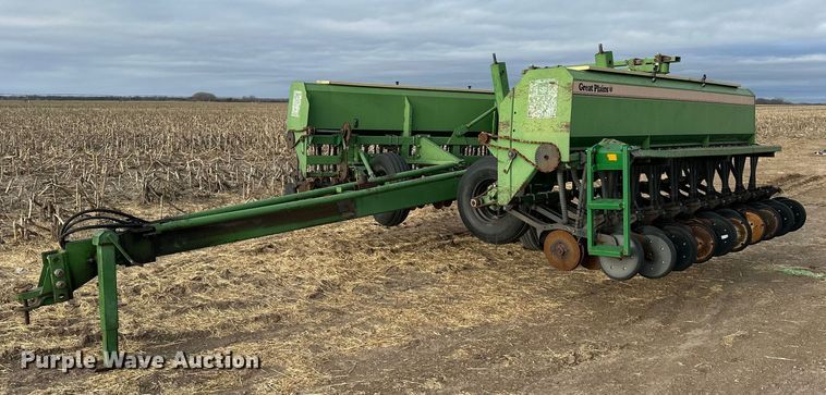 Great Plains 3875860131 grain drill - NJ9484