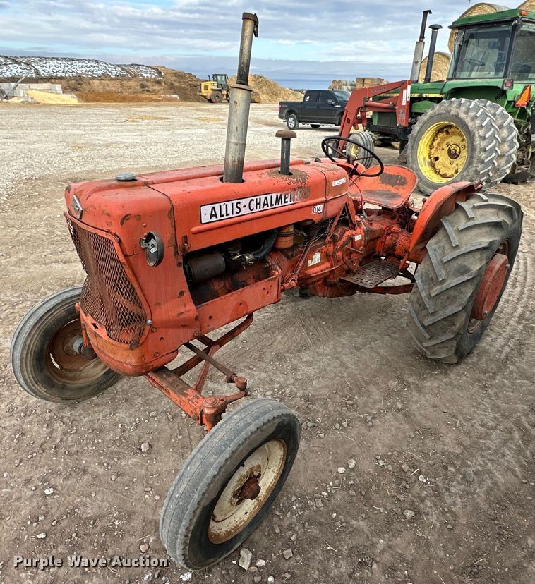 1957 Allis-Chalmers  D14 tractor - NJ9486