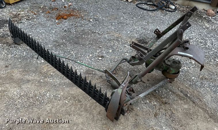 John Deere  sickle mower - NT9057