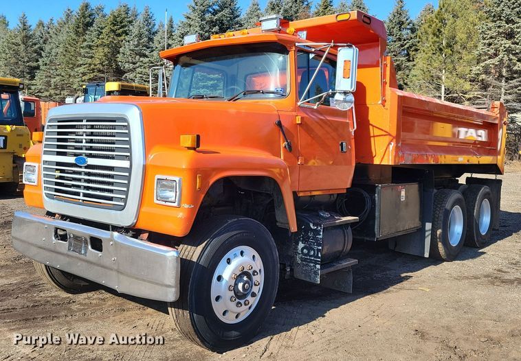 1997 Ford LT9000 dump truck - DL7859