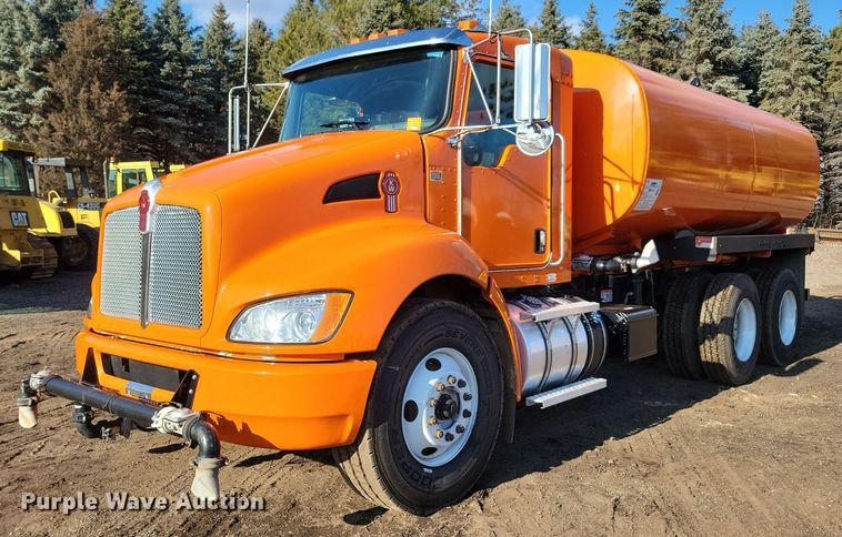 2022 Kenworth T370 water truck - DL7862