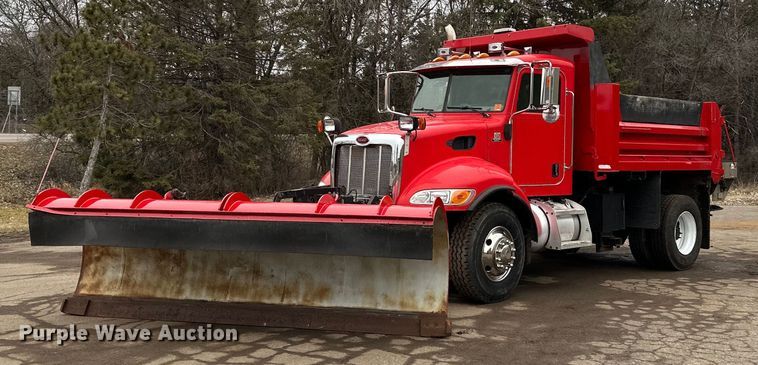 2005 Peterbilt  335 dump truck - DL7880