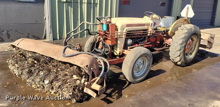 Ford 2000 Industrial landscape tractor - DL7967