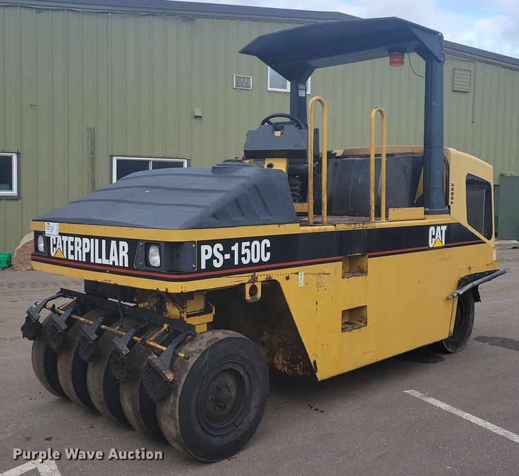 2006 Caterpillar PS150C pneumatic roller - DO3178