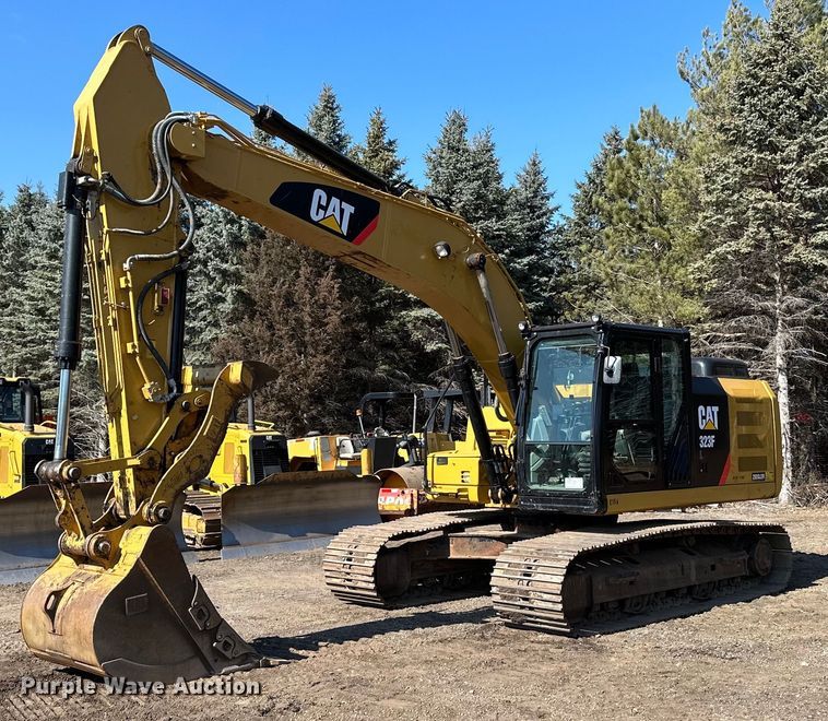 2015 Caterpillar 323FL excavator - DO3182