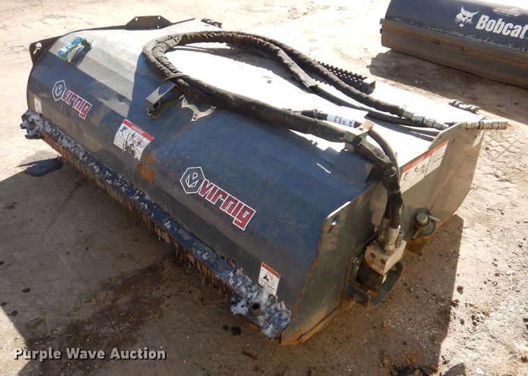 2018 Virnig 72" W skid steer sweeper - DO3233