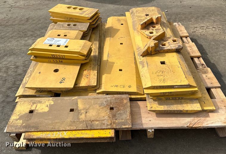 Wheel loader cutting edges  - DO3387