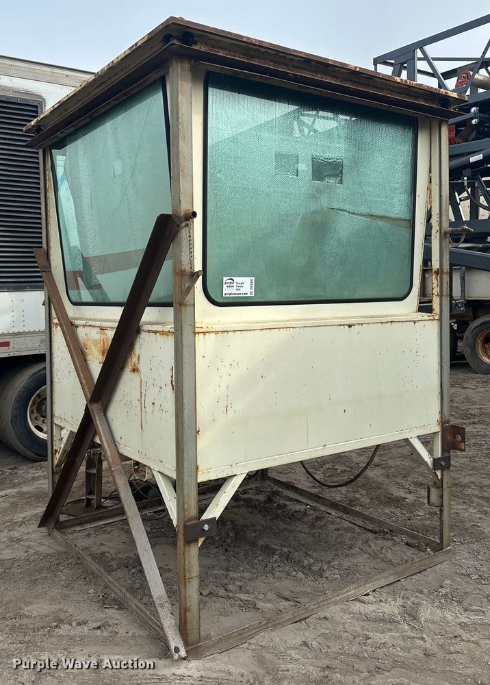 Control tower - DO3392