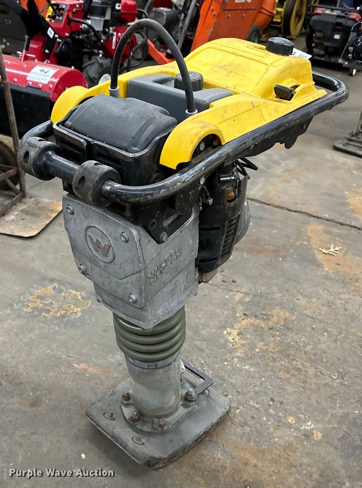 Wacker BS50-2 plate compactor - DO3414