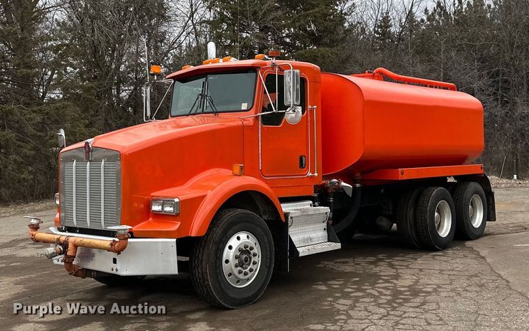 2006 Kenworth  T800 water truck - DQ7428