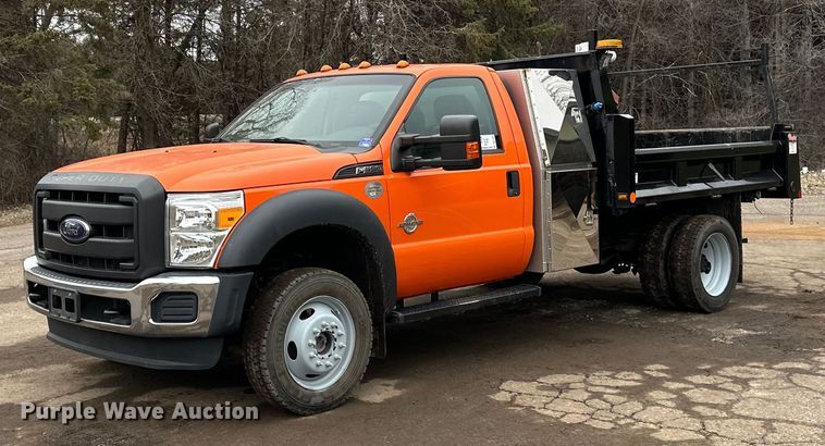 2016 Ford  F550 flatbed truck - DQ7434