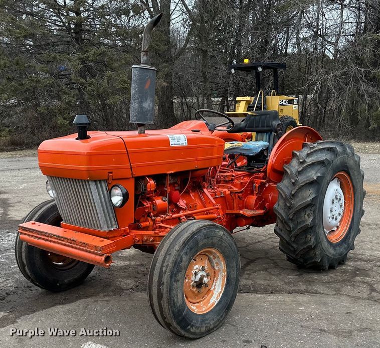 1983 Ford  3610 tractor - DQ7438