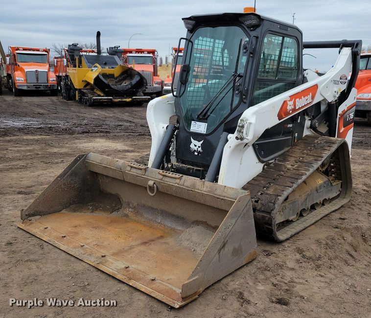 2022 Bobcat T76 tracked skid steer loader - DR4268