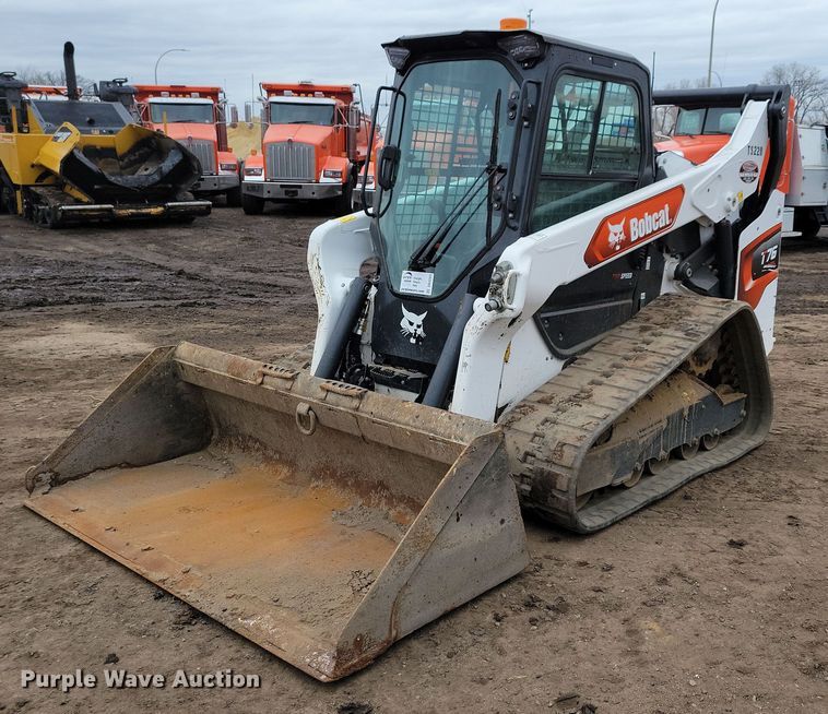 2022 Bobcat T76 tracked skid steer loader - DR4269