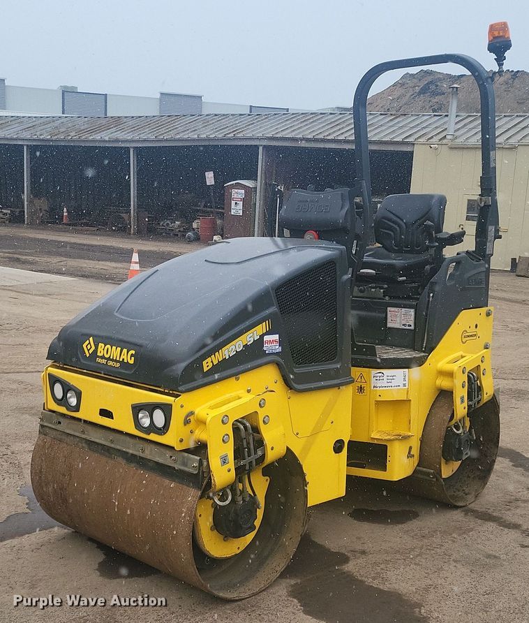 2022 Bomag BW 120 SLC-5 double drum vibratory roller - DR4277