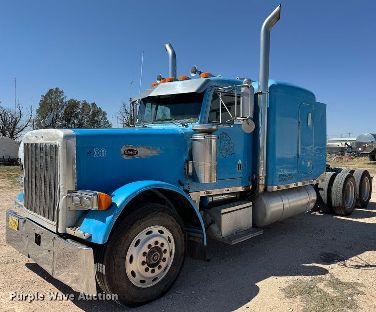 1993 Peterbilt 379 semi truck - DK6807