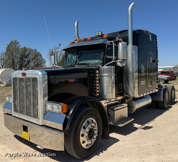 2006 Peterbilt 379 semi truck - DK6809