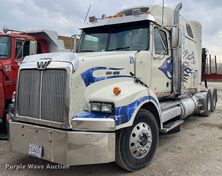2005 Western Star 4900EX semi truck - LD9349