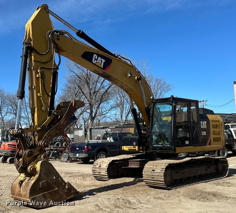 2012 Caterpillar 320E excavator - DG0494