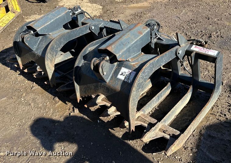 Stout XHD84-6 skid steer rock grapple bucket - DG0529
