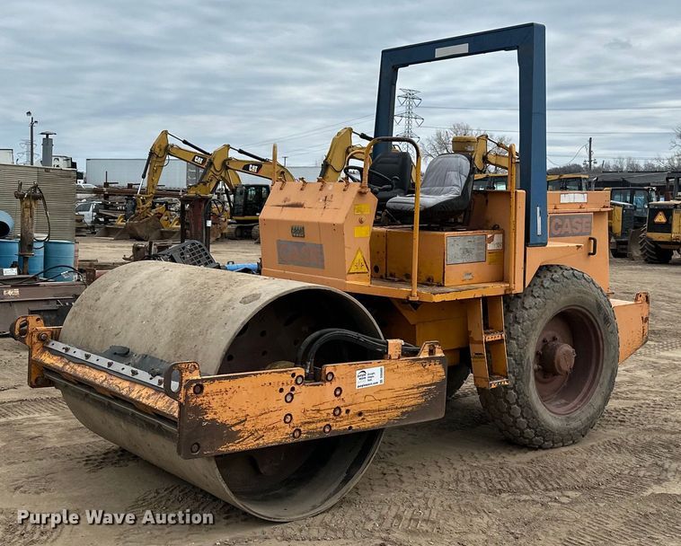 1987 Case W602BD single drum vibratory roller - DQ0602