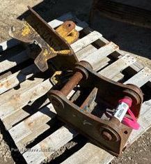 (2) quick couplers  - DQ0736