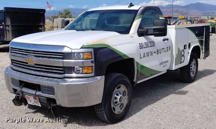 2015 Chevrolet Silverado 2500HD utility bed pickup truck - DP3336