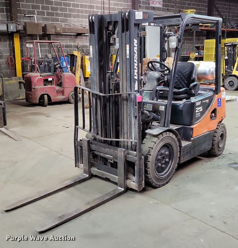 2008 Doosan G25E-5 forklift - DR7969