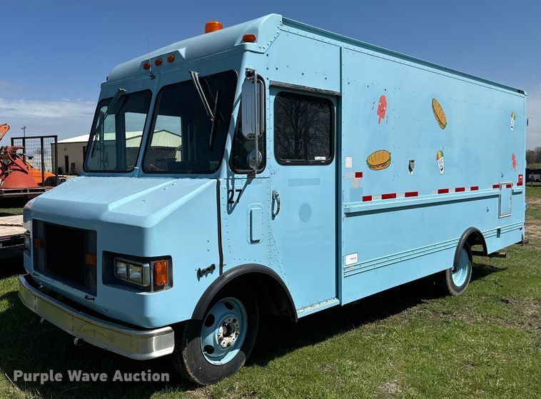 1994 GMC food truck - EJ0363