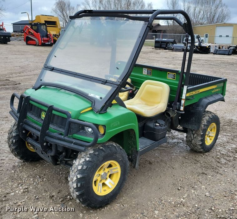 2010 John Deere Gator XUV 620i utility vehicle - LC9927