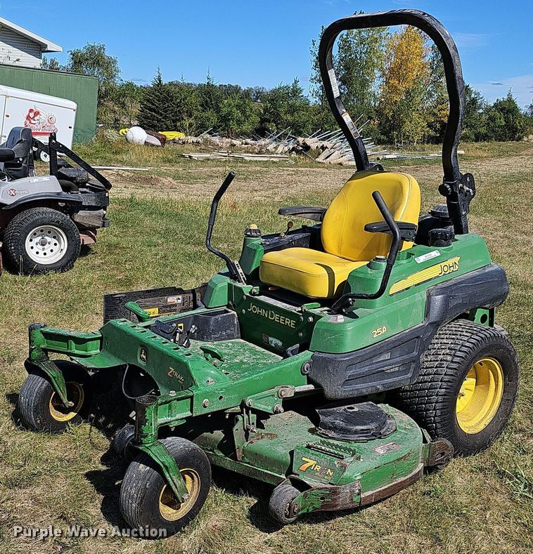 2009 John Deere Z925 ZTR lawn mower - MH9359
