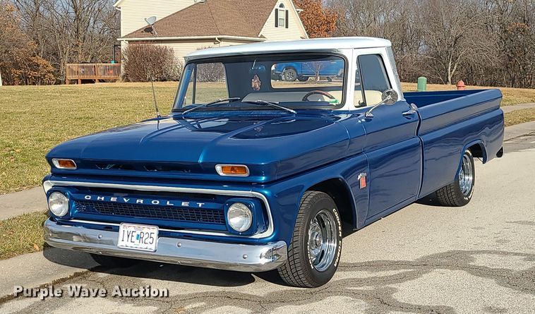 1964 Chevrolet C15 pickup truck - MQ9577