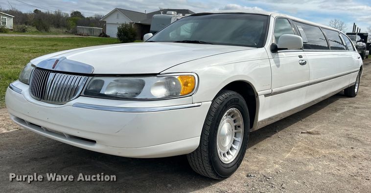 2001 Lincoln Krystal  limousine - NB9360