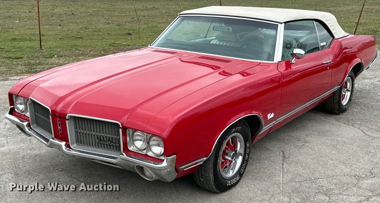 1971 Oldsmobile Cutlass convertible - ND9068