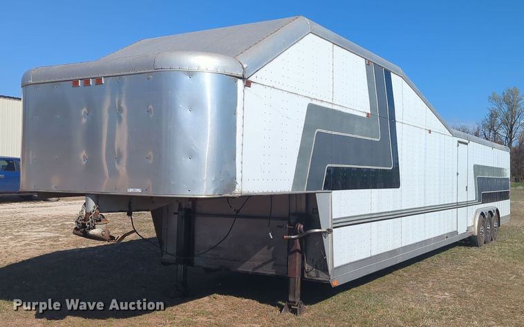 1989 Shop built enclosed car carrier - NG9323