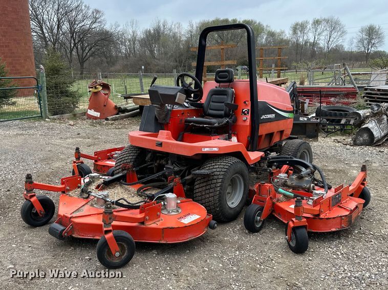2006 Jacobsen  ZTR lawn mower - NT9056
