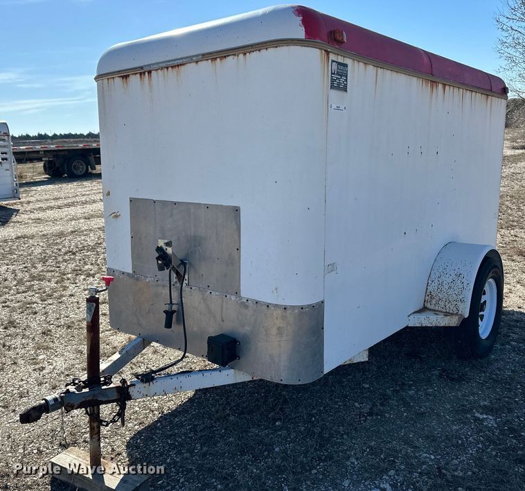 1997 W-W enclosed cargo trailer - OI9291