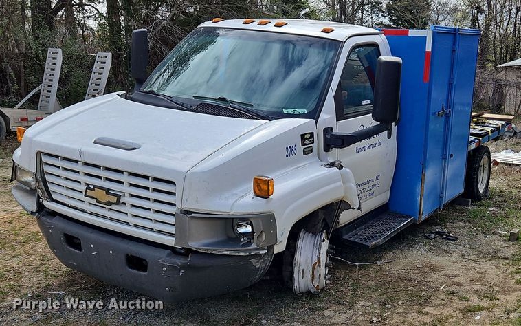 2008 Chevrolet  C4500 flatbed truck - OK9828